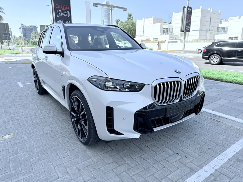 2025 BMW X5 xDrive40i M Sport