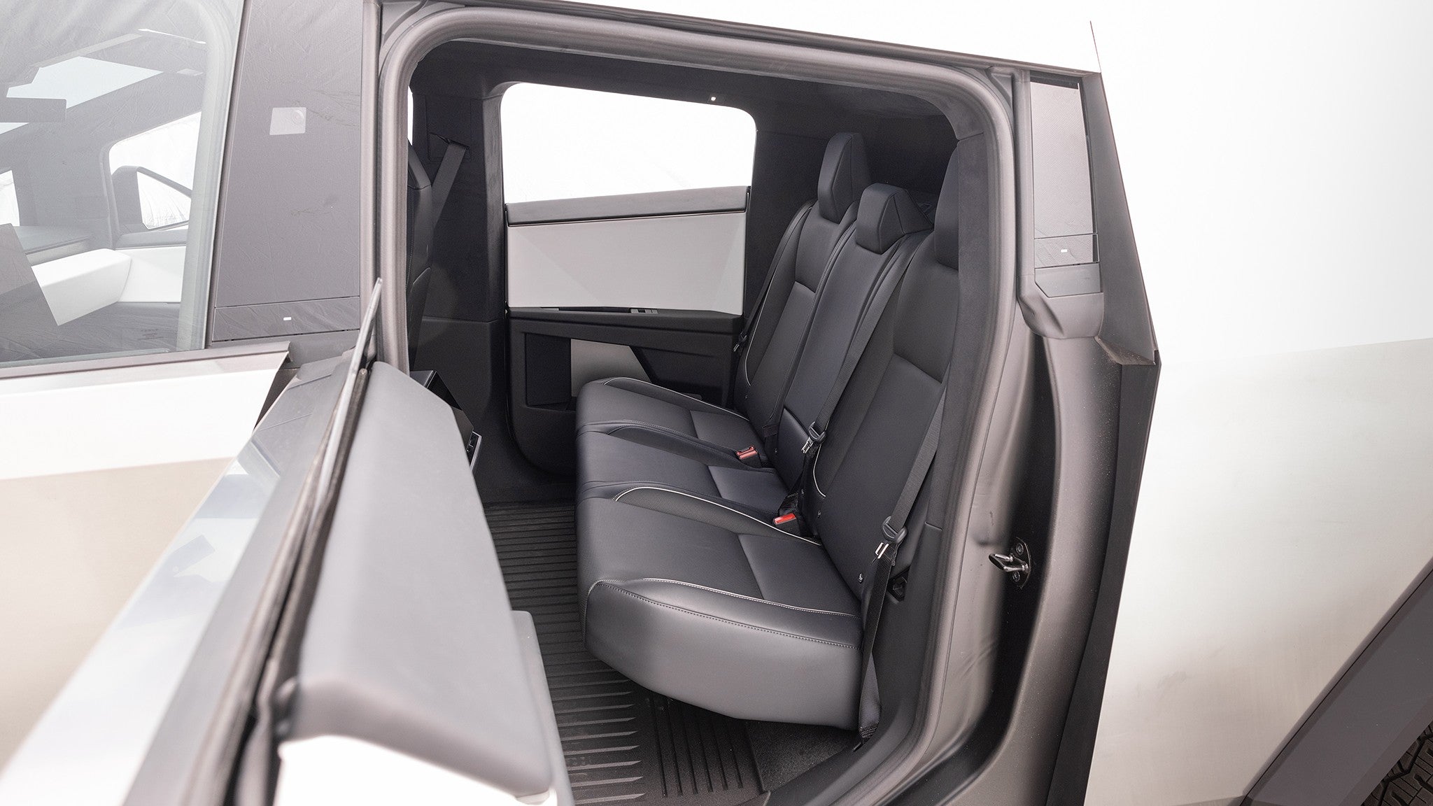 2025 Tesla Cybertruck