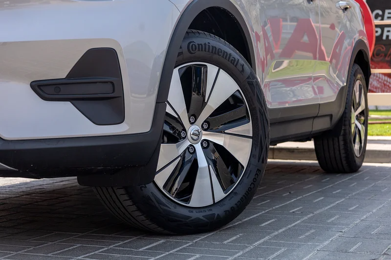 Volvo XC40 2024