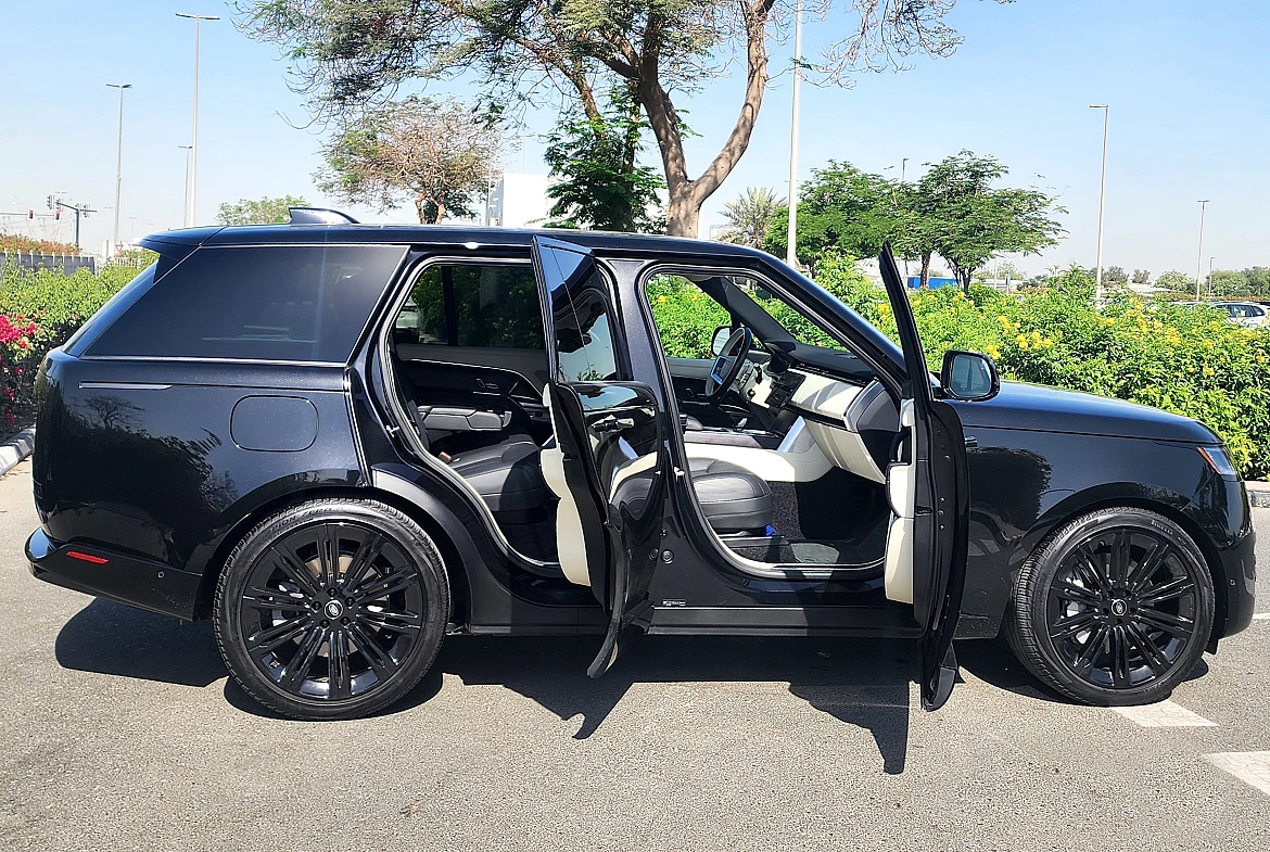 Range Rover Vogue Black Edition 2024