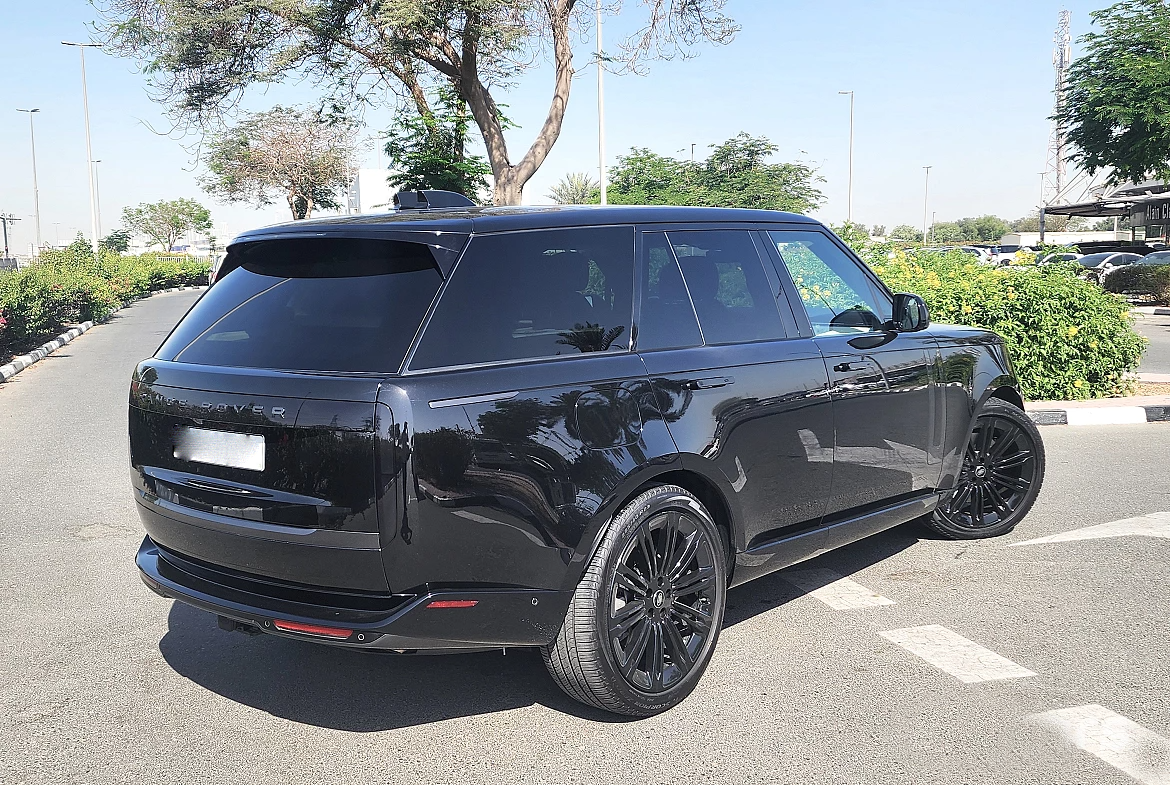 Range Rover Vogue Black Edition 2024
