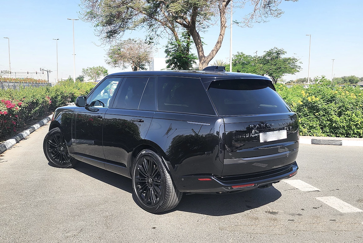 Range Rover Vogue Black Edition 2024