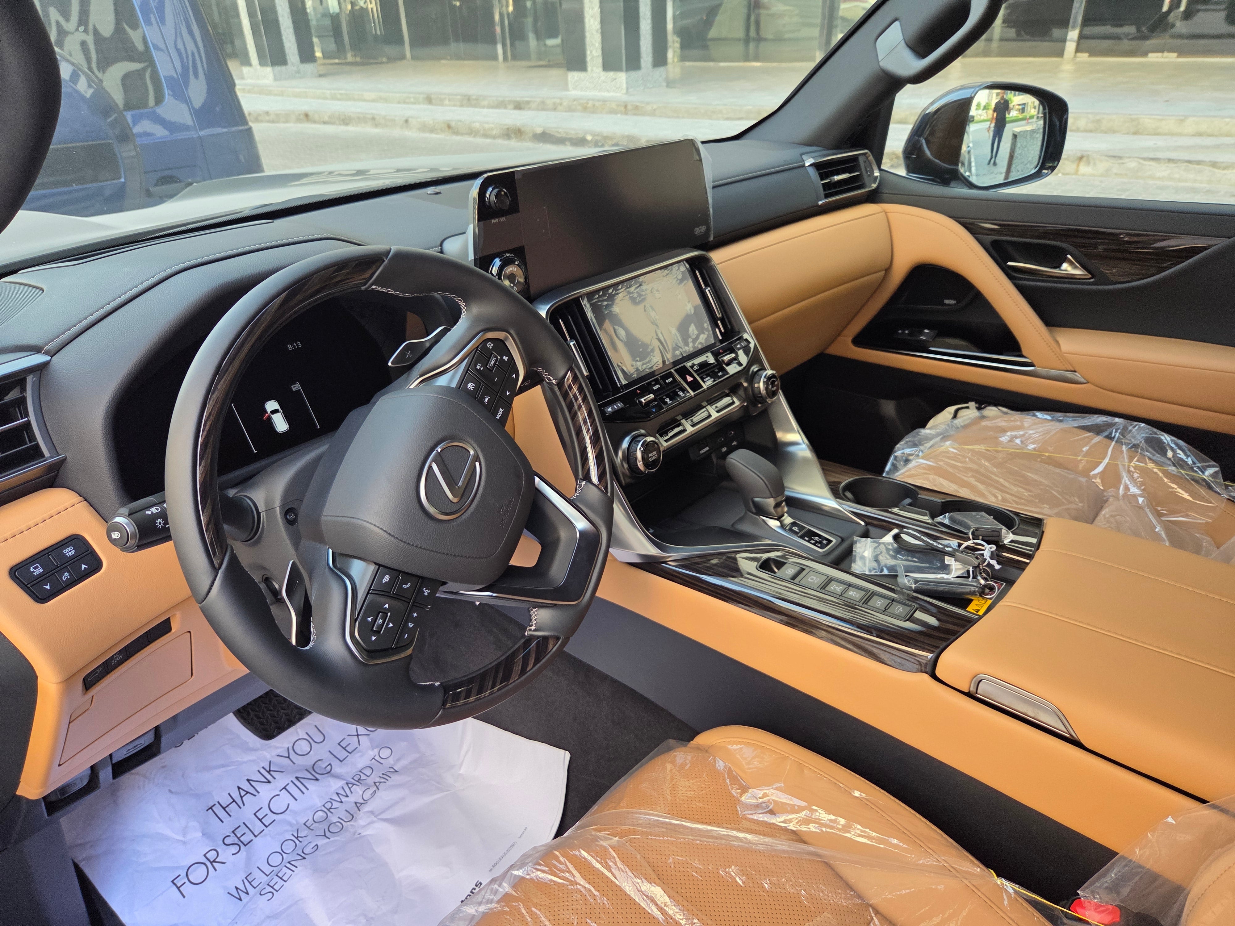 Lexus LX 700h 2025 black