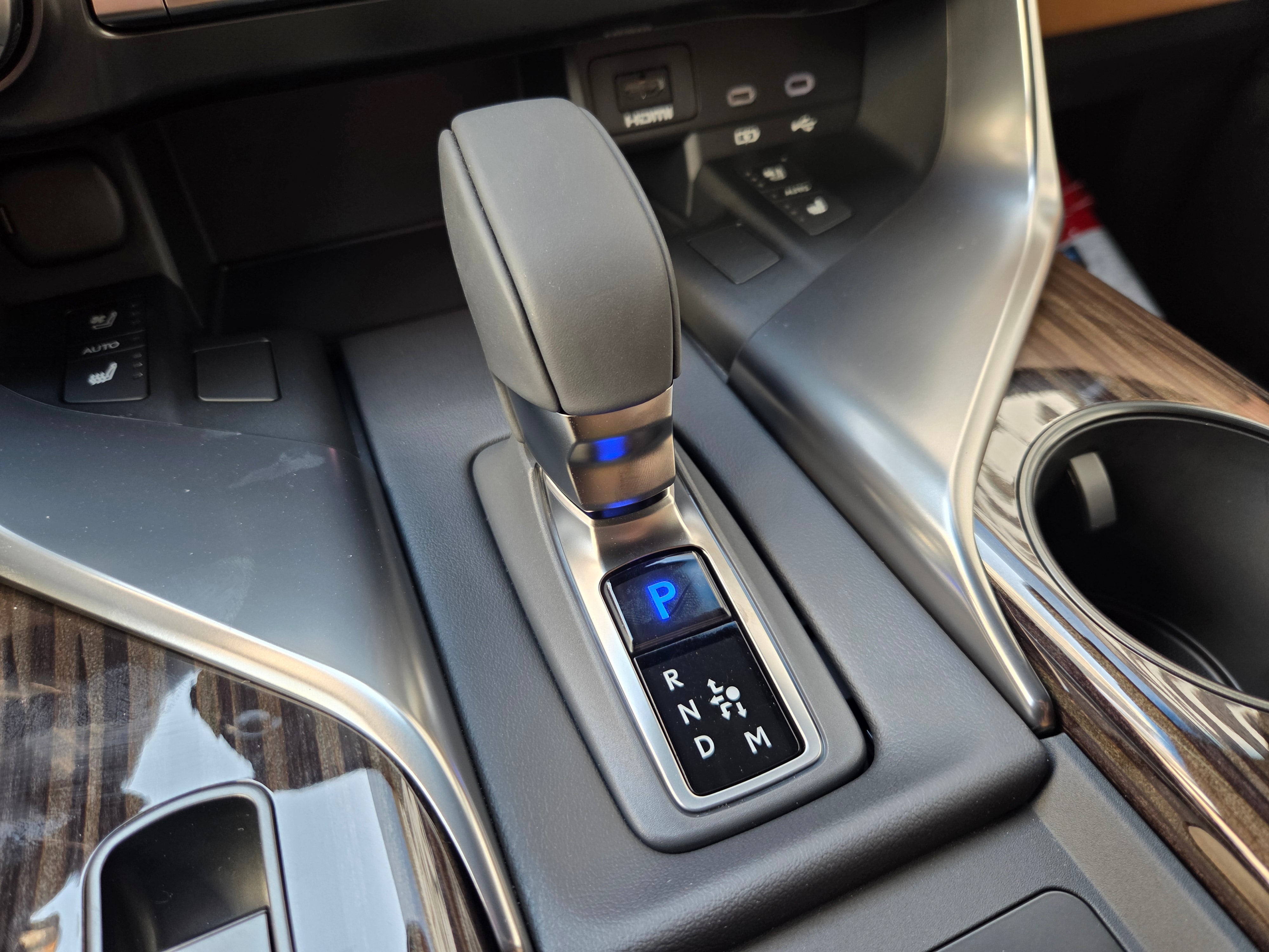 Lexus LX 700h 2025 black