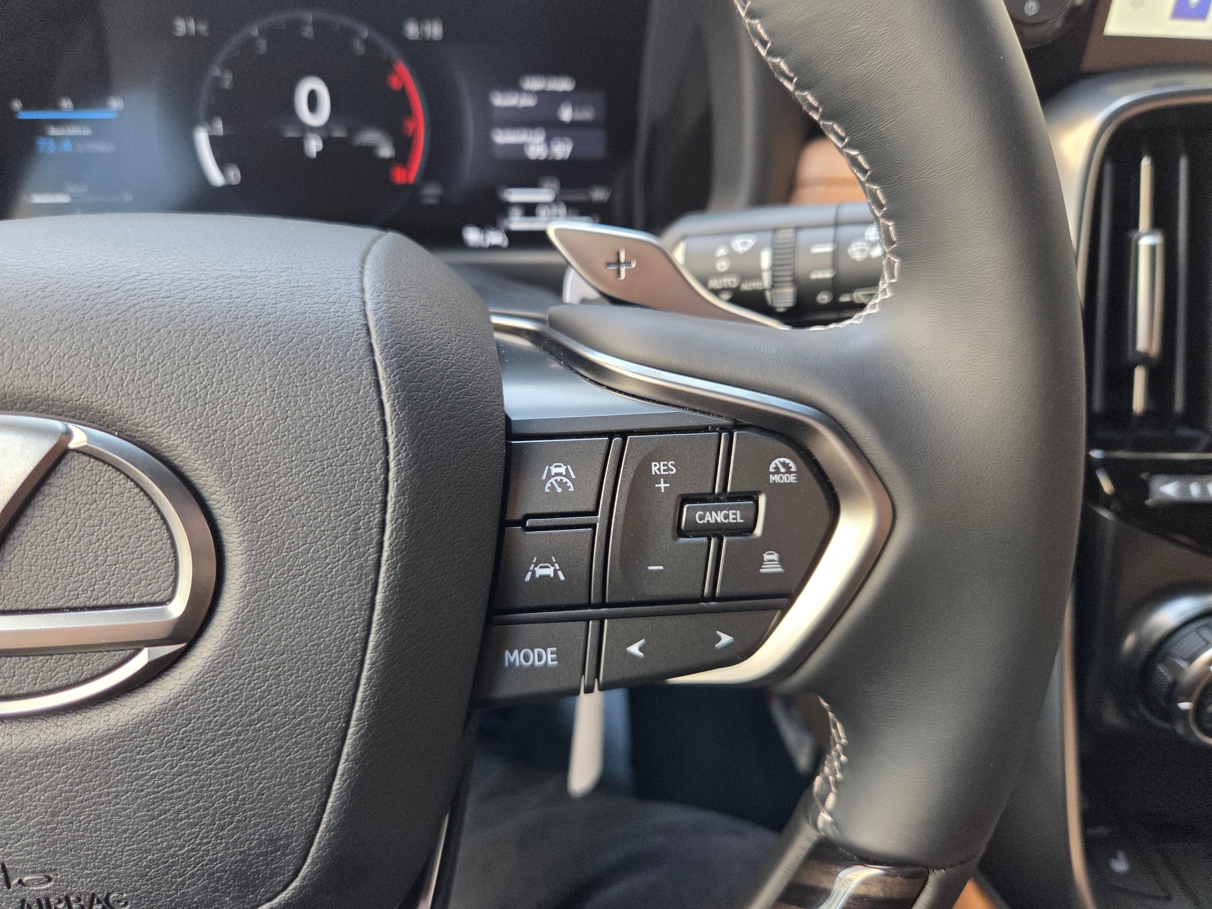 Lexus LX 700h 2025 black