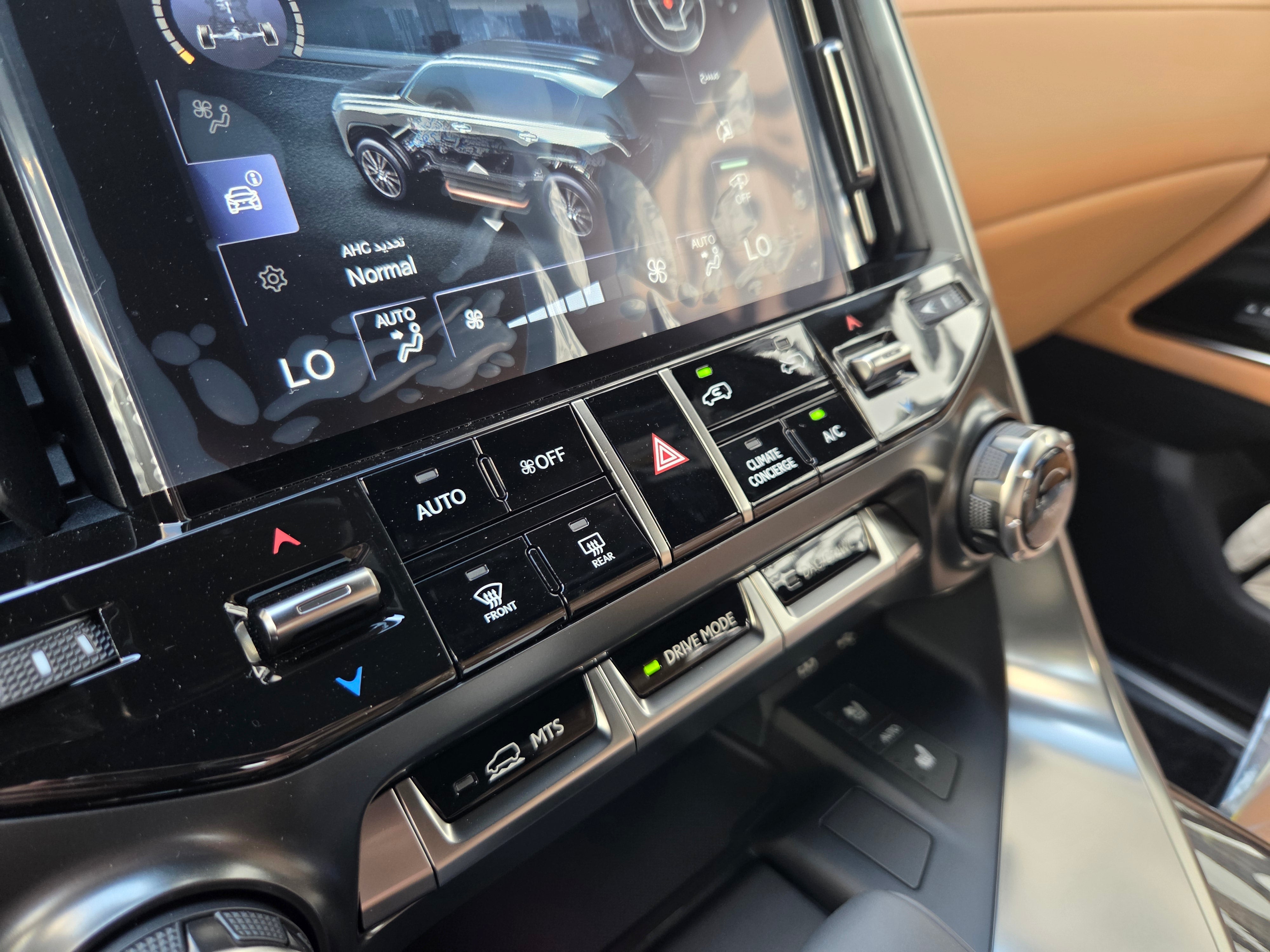 Lexus LX 700h 2025 black