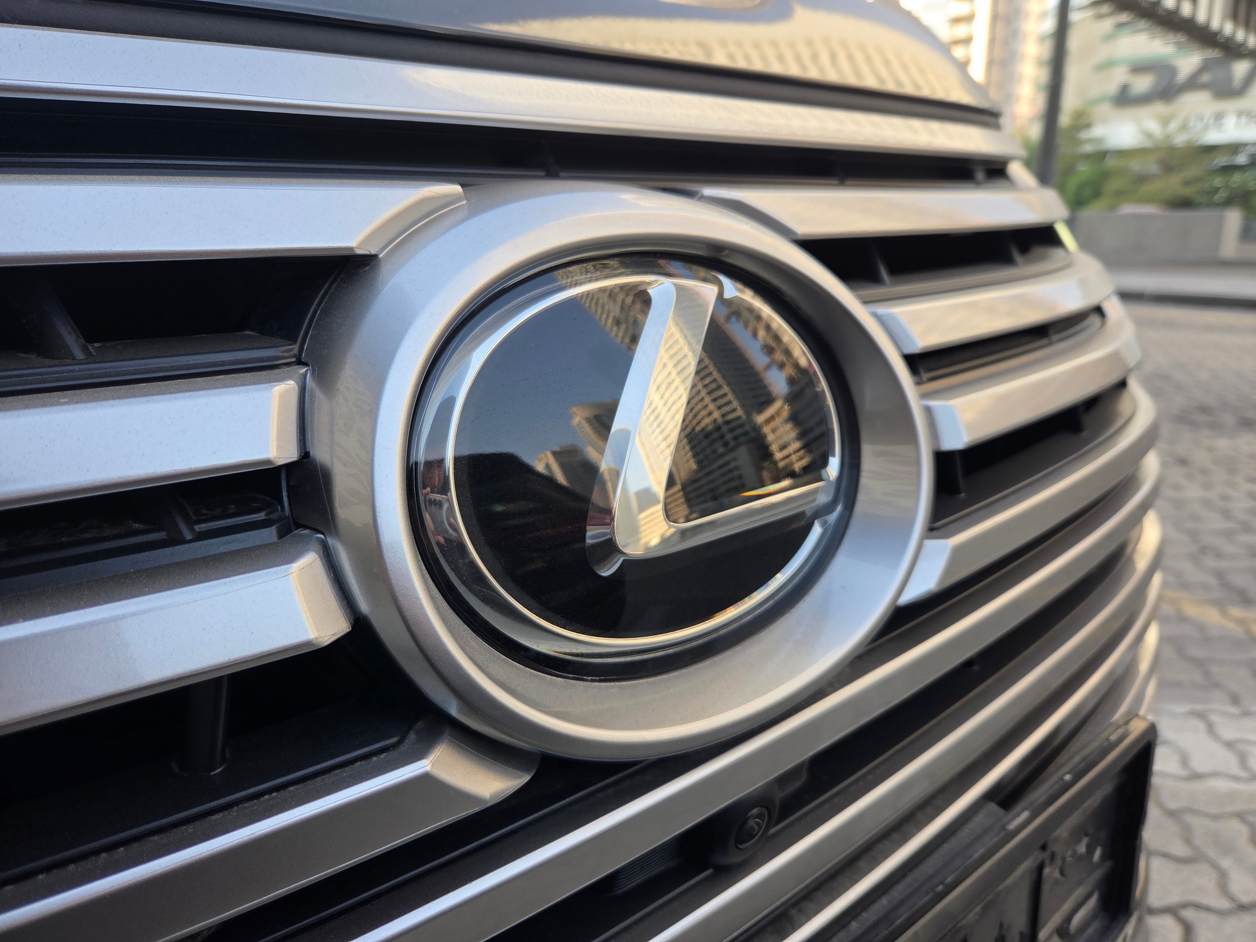 Lexus LX 700h 2025 black