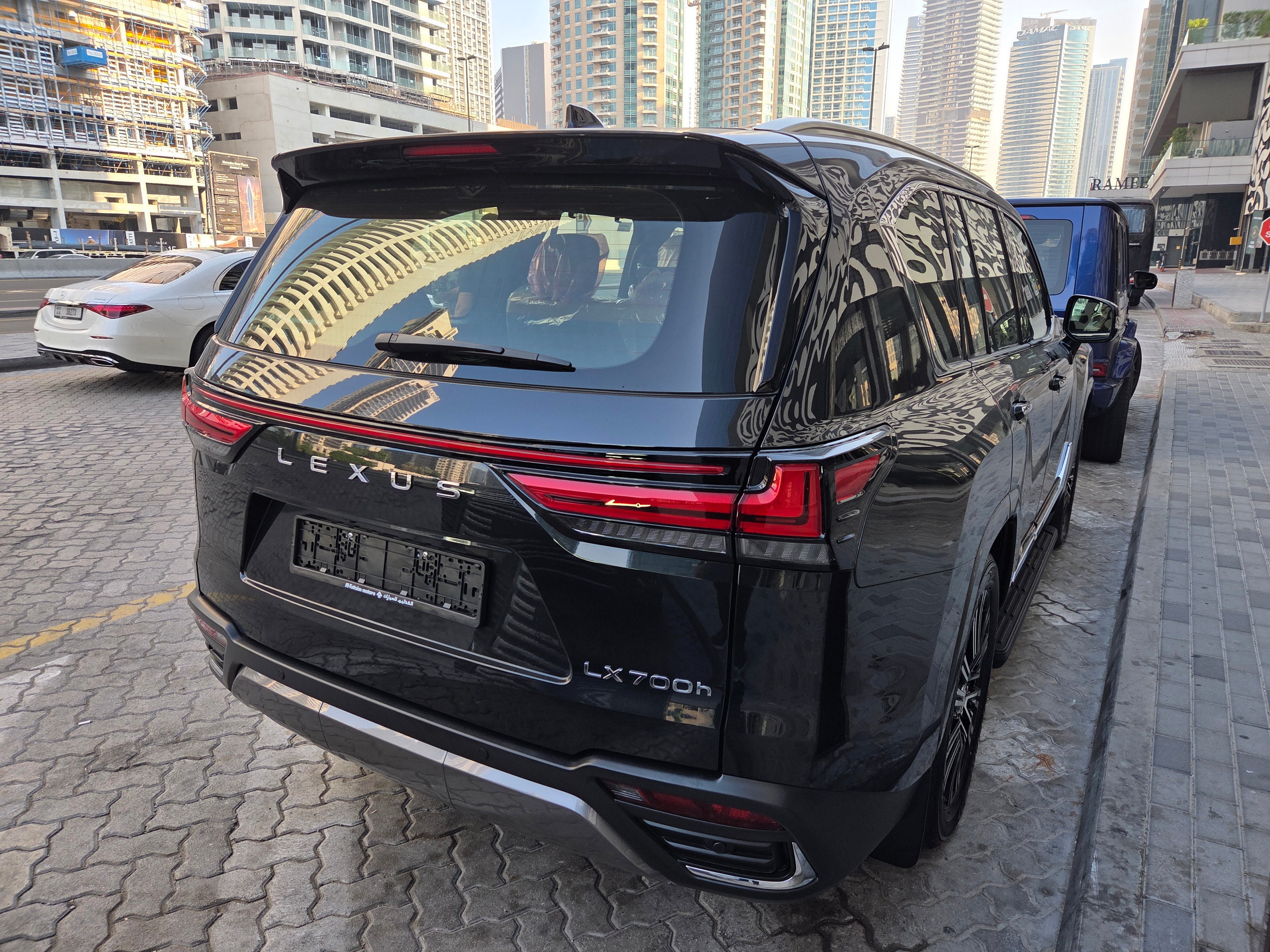 Lexus LX 700h 2025 black