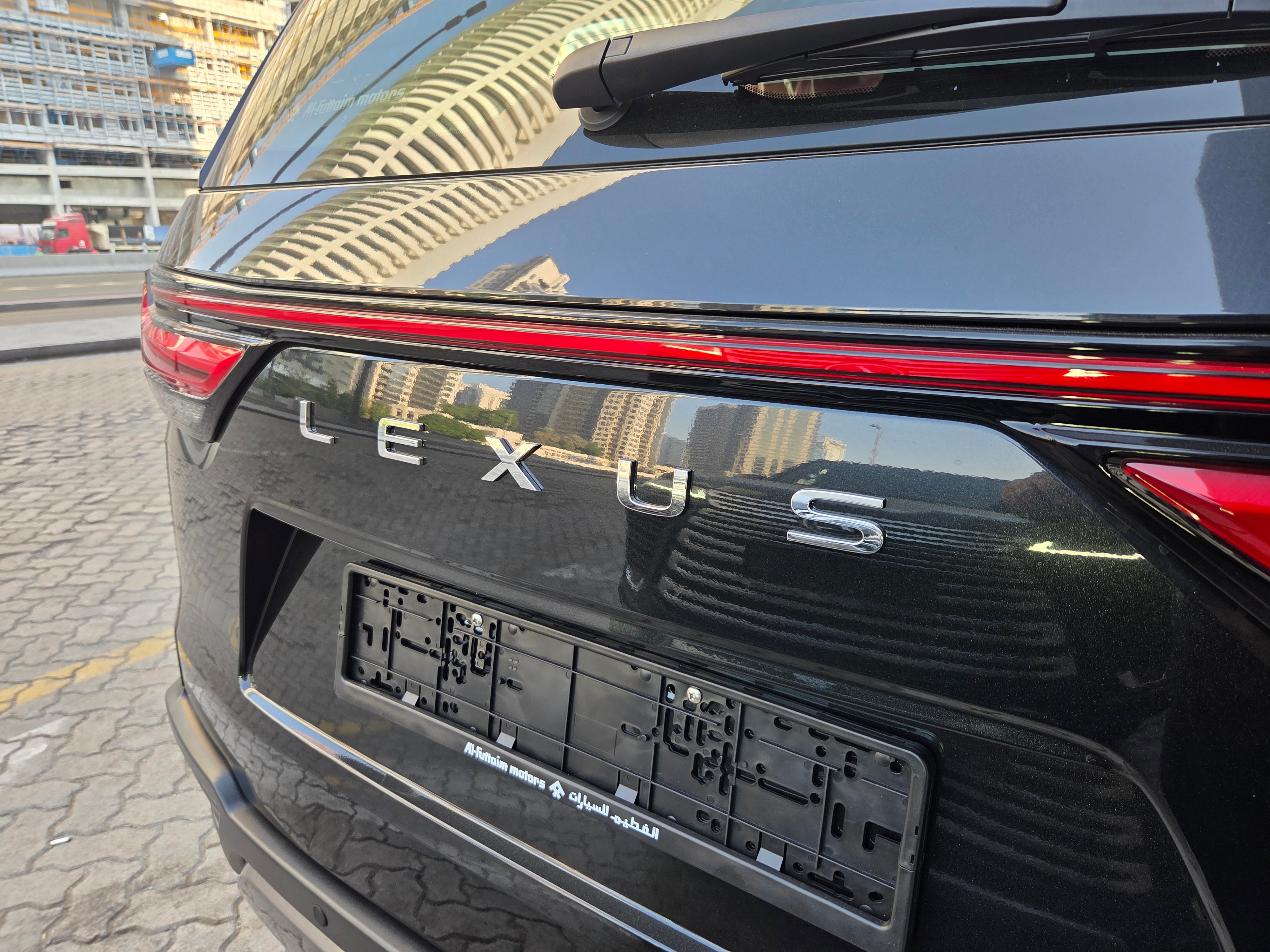 Lexus LX 700h 2025 black