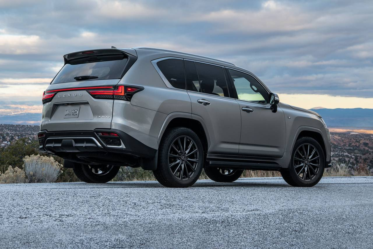 Lexus LX 600 F SPORT Handling 2025 Gray