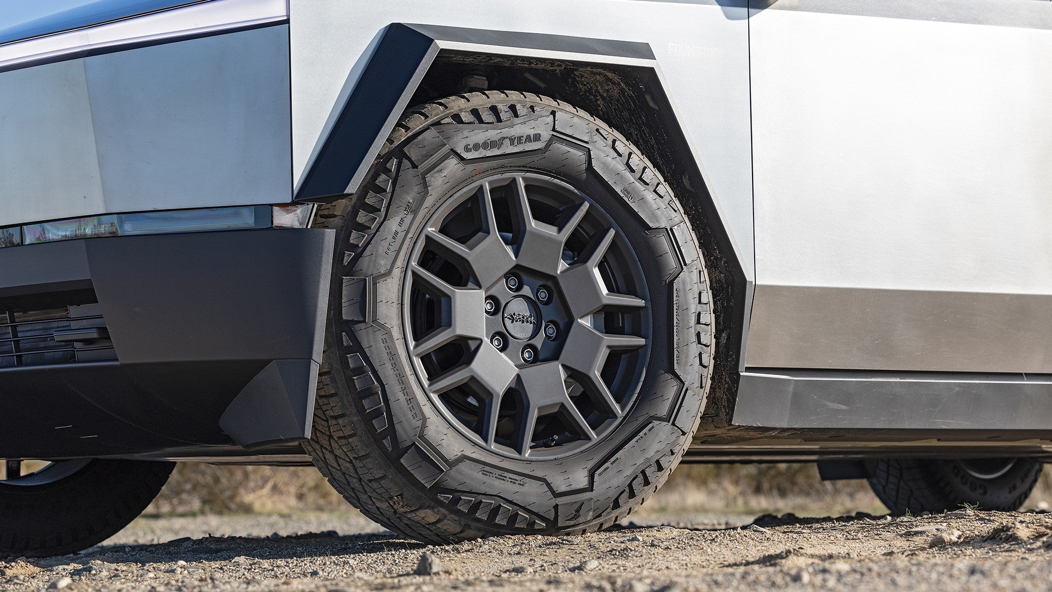 2025 Tesla Cybertruck