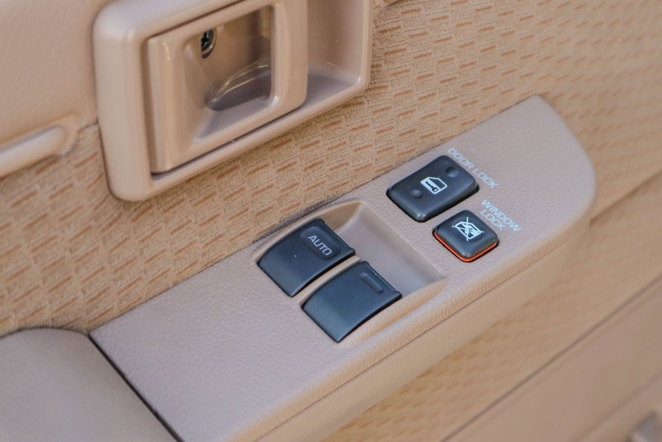 2025 Toyota Land Cruiser Pick Up 4.0L