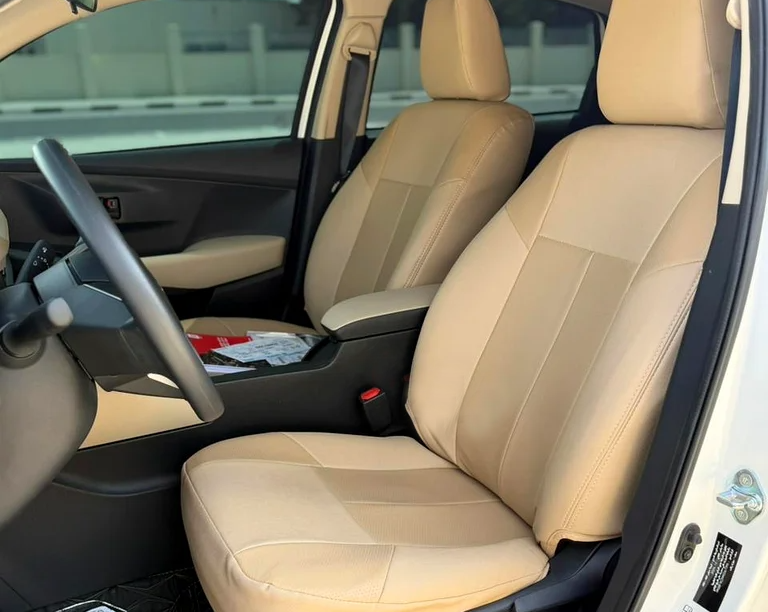 2024 Toyota Yaris SE Plus