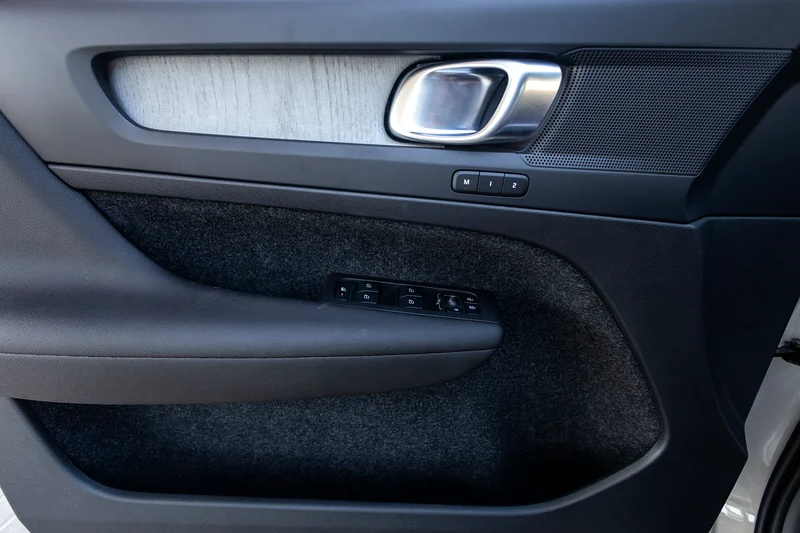 Volvo XC40 2024
