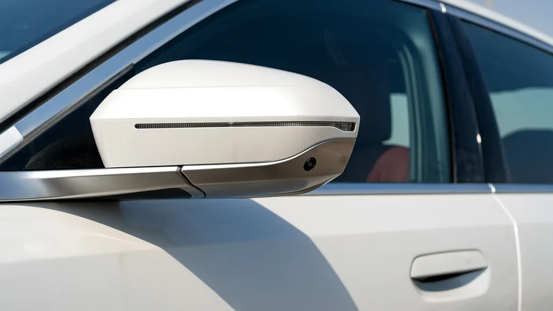 BMW 5-Series 530Li 2025