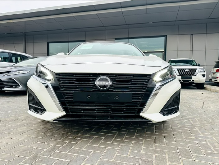 Nissan Altima SV 2025