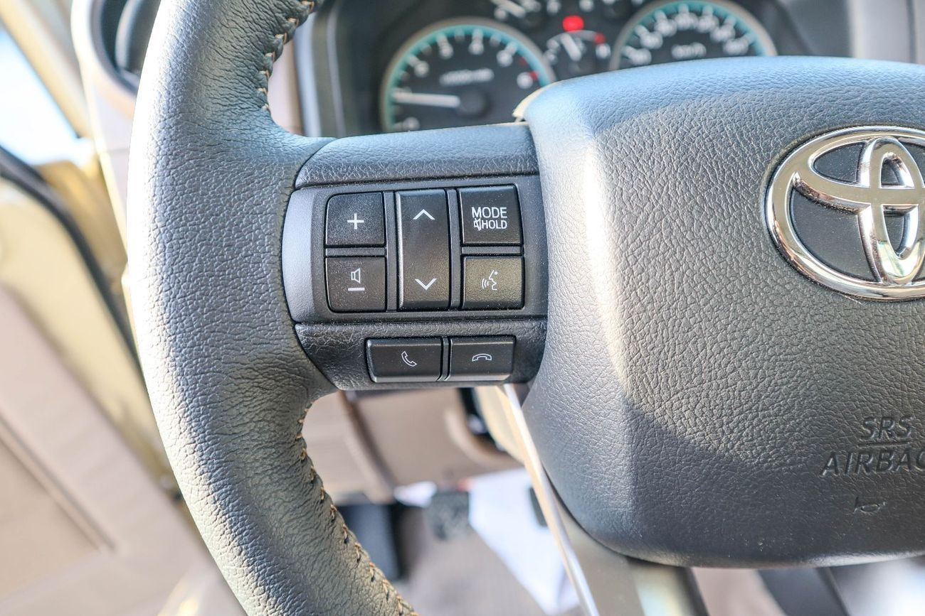 2025 Toyota Land Cruiser Pick Up 4.0L