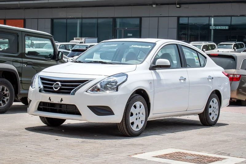 Nissan Sunny Base 2025