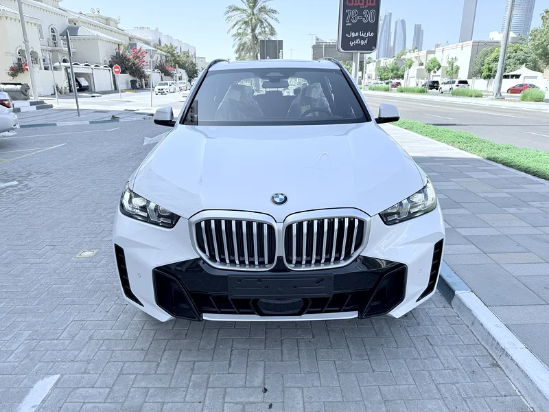 2025 BMW X5 xDrive40i M Sport