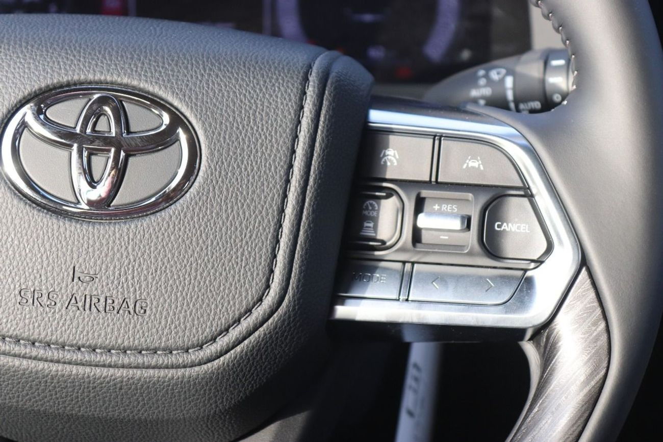 Toyota Land Cruiser VXR 3.5L