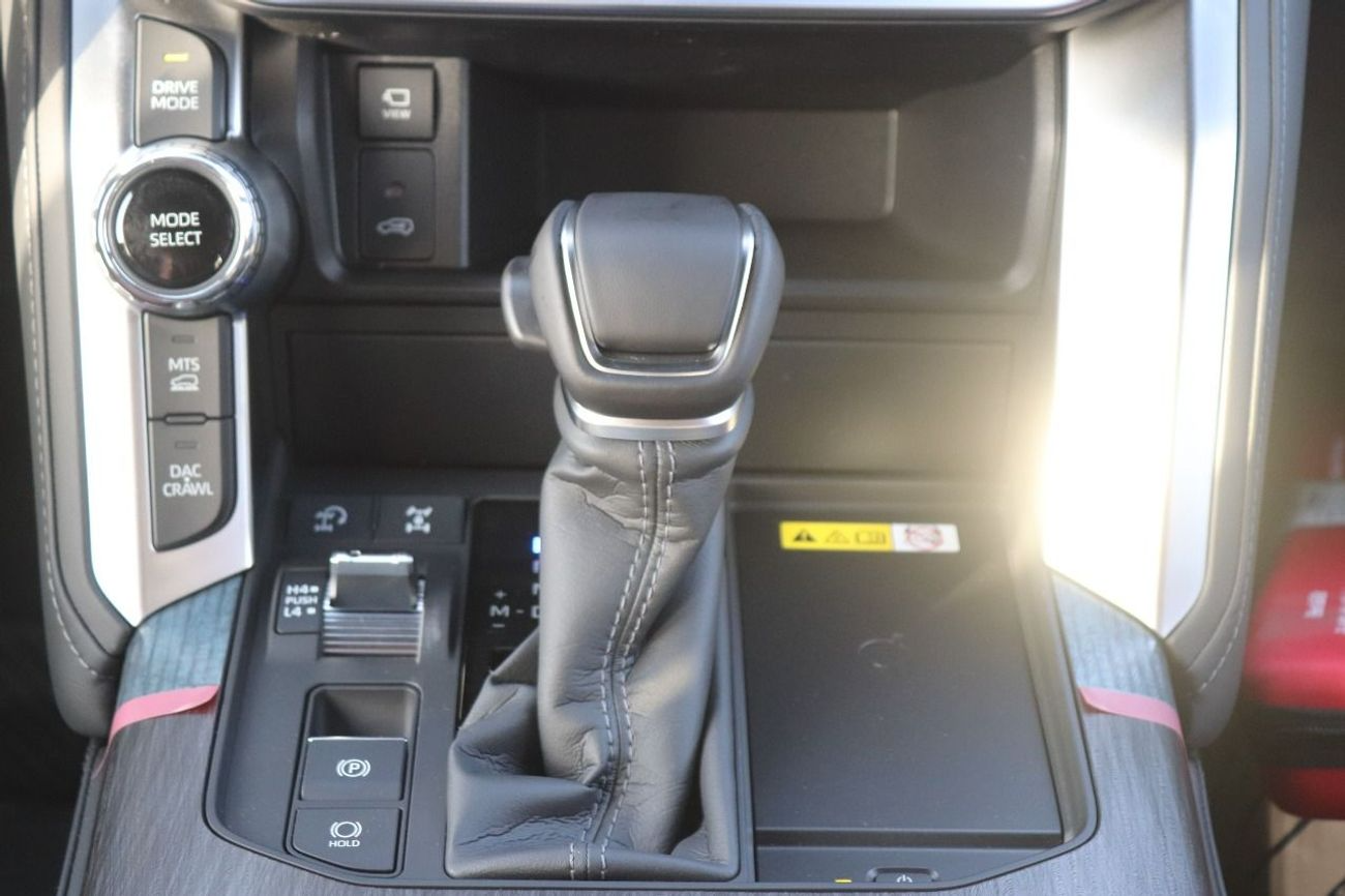 Toyota Land Cruiser VXR 3.5L