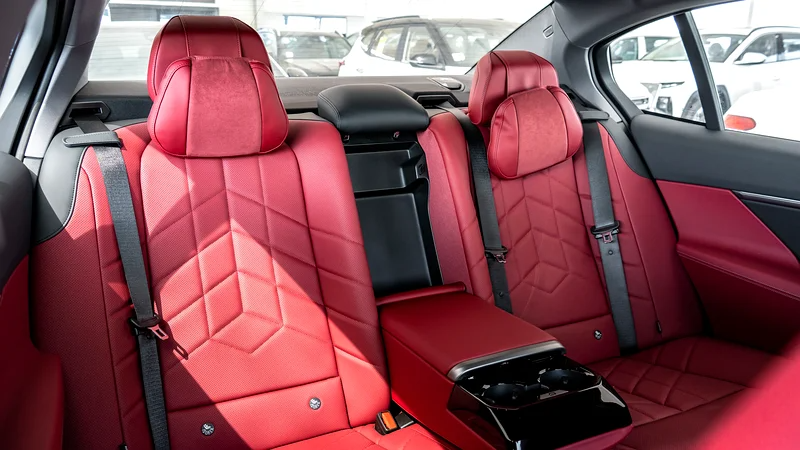 BMW 5-Series 530Li 2025