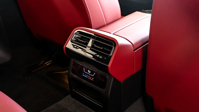 BMW 5-Series 530Li 2025