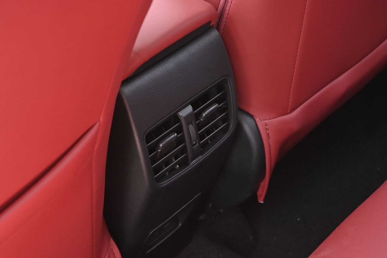 Toyota Frontlander Luxury 2.0L Hybrid 2025