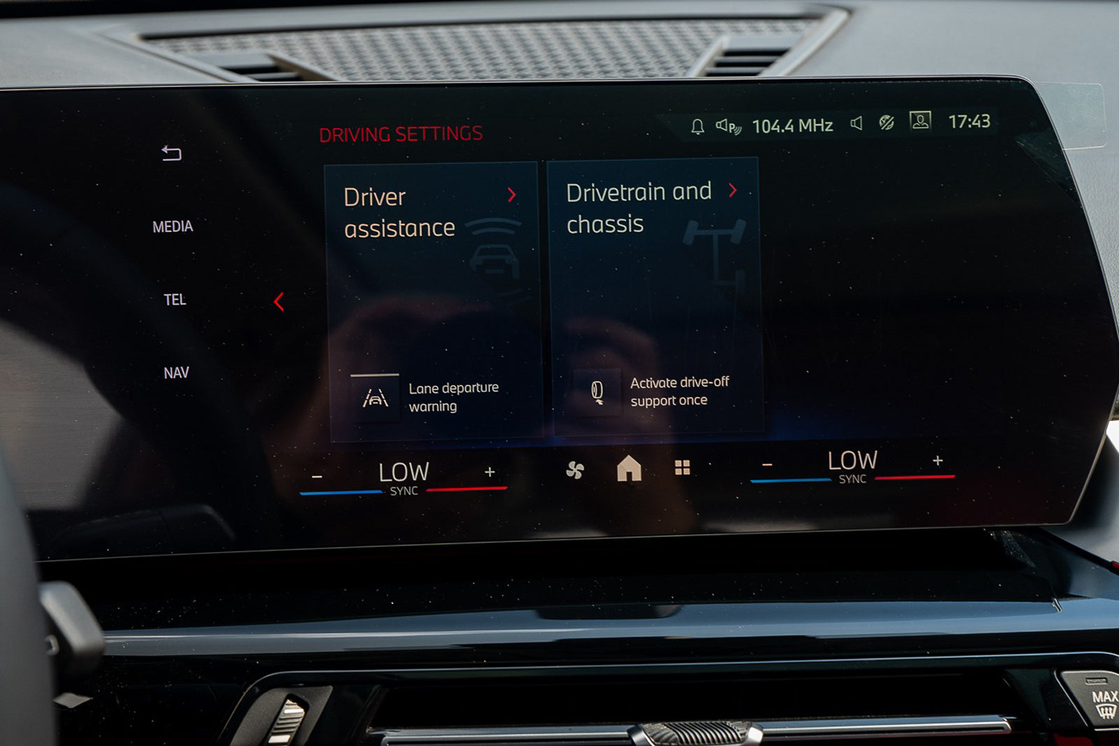2025 BMW X1 sDrive 20Li White Exterior