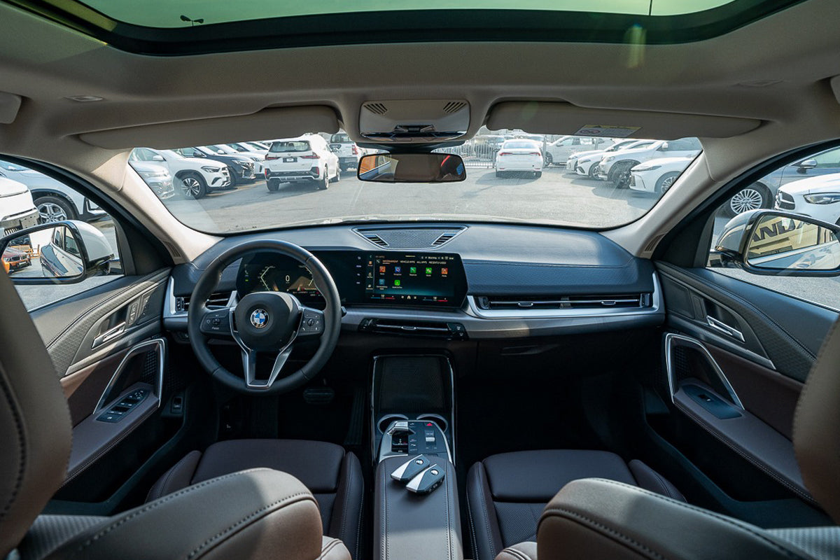 2025 BMW X2 sDrive 25i M Sport in White