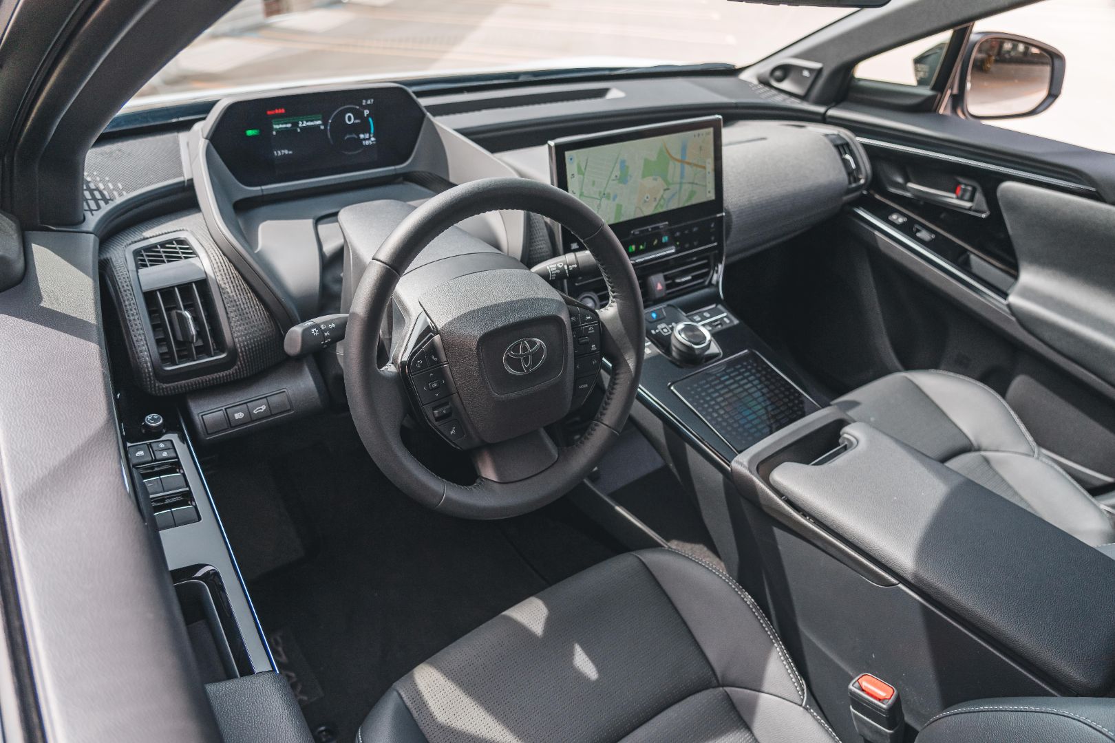 2025 Toyota bZ4X Full Option