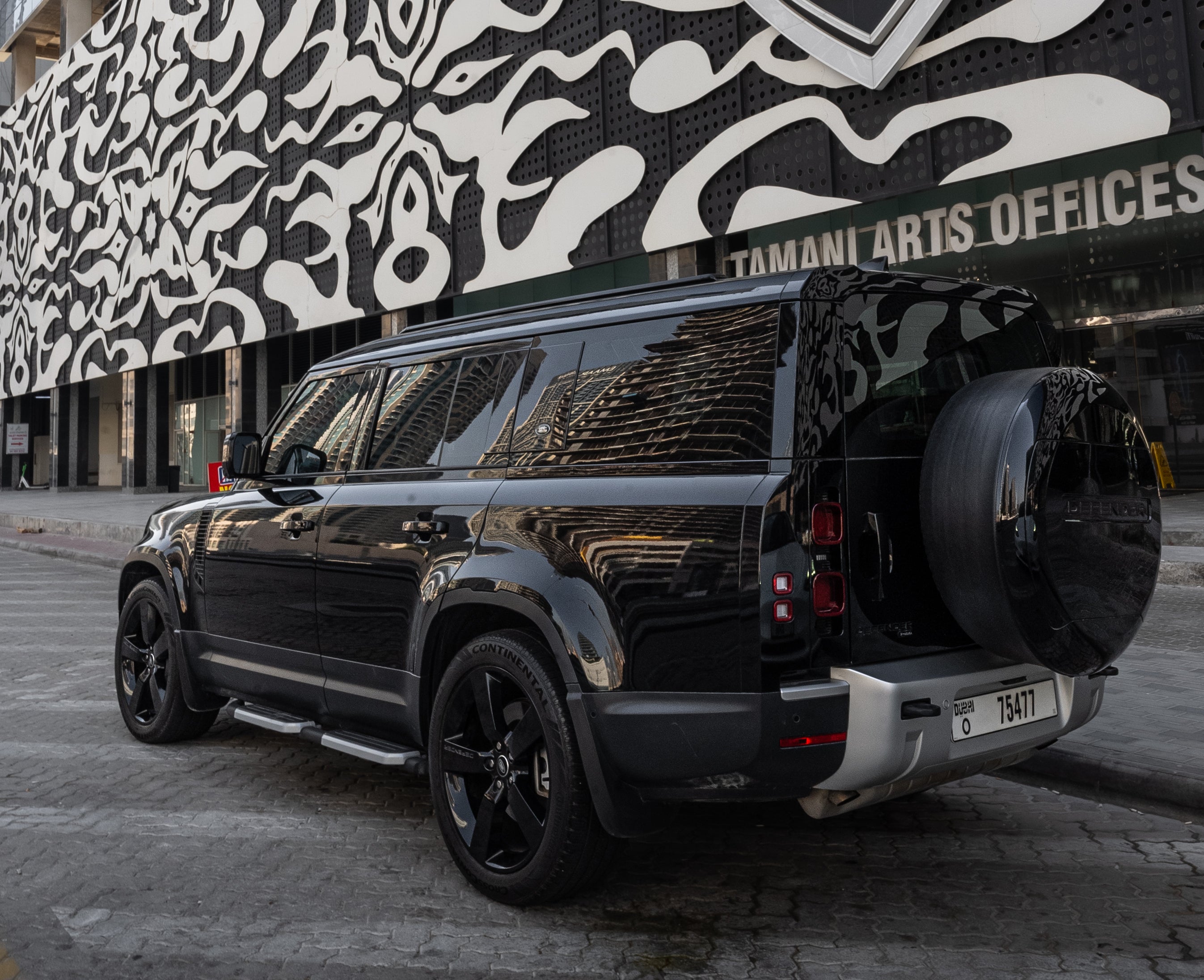 Range Rover Defender 2023