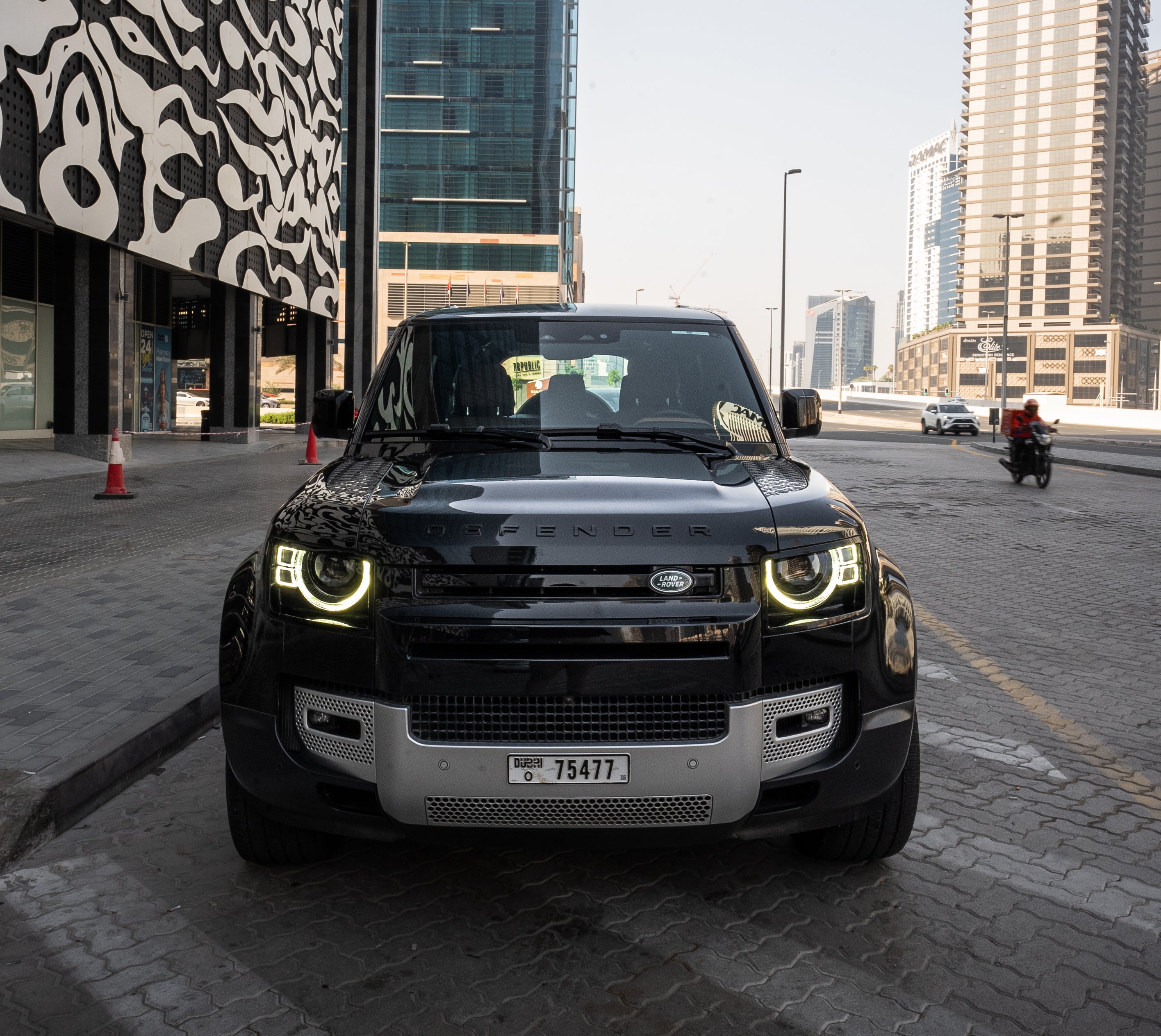Range Rover Defender 2023