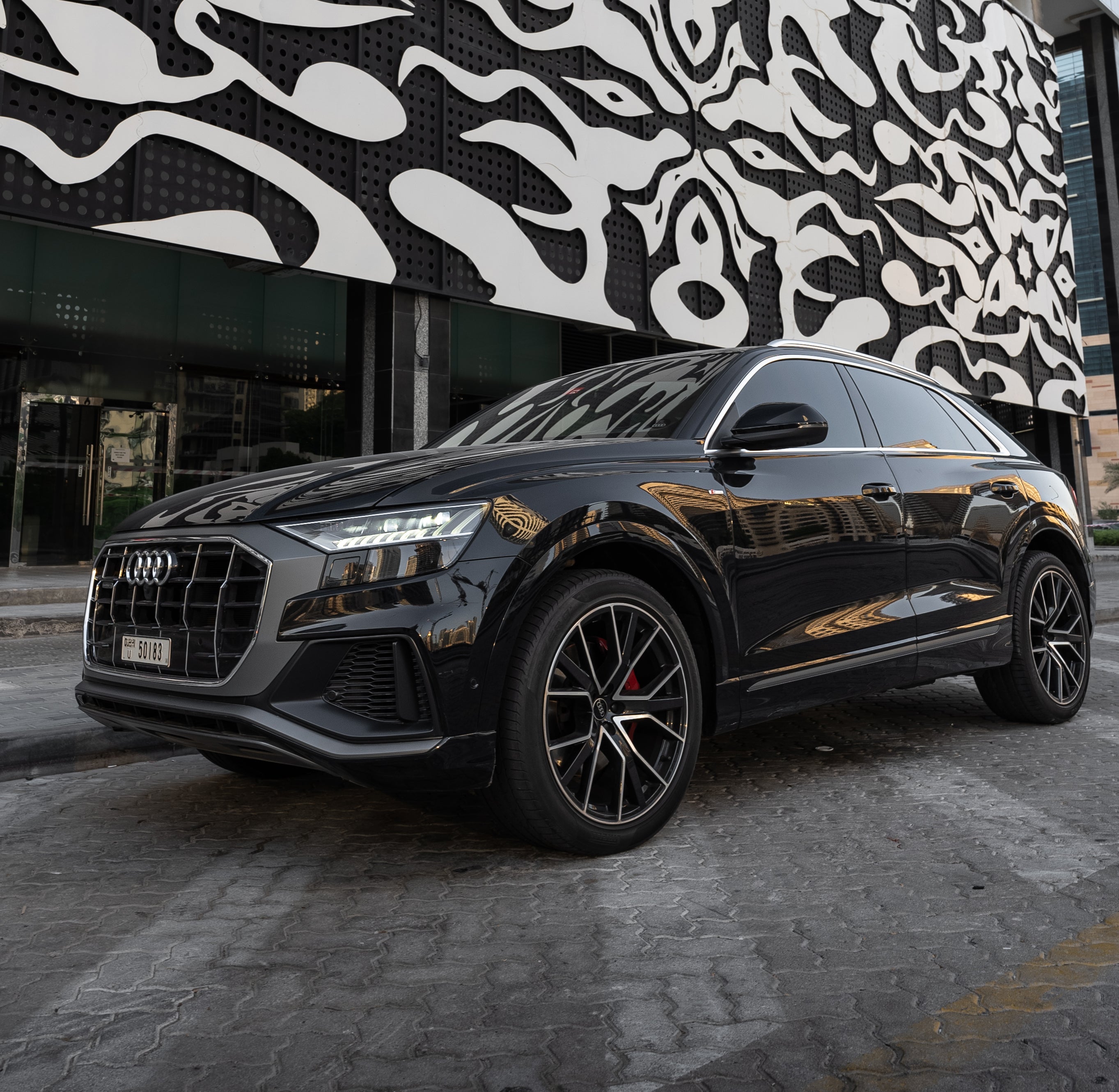 2023 Audi Q8