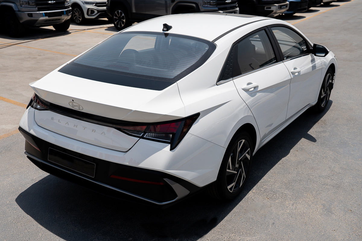 Hyundai Elantra Elite 2025 White chinese spec