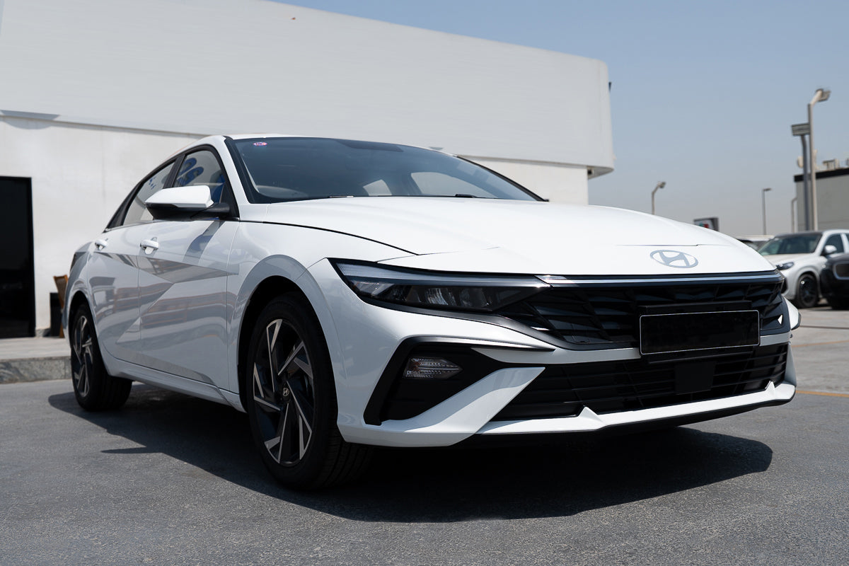 Hyundai Elantra Elite 2025 White chinese spec
