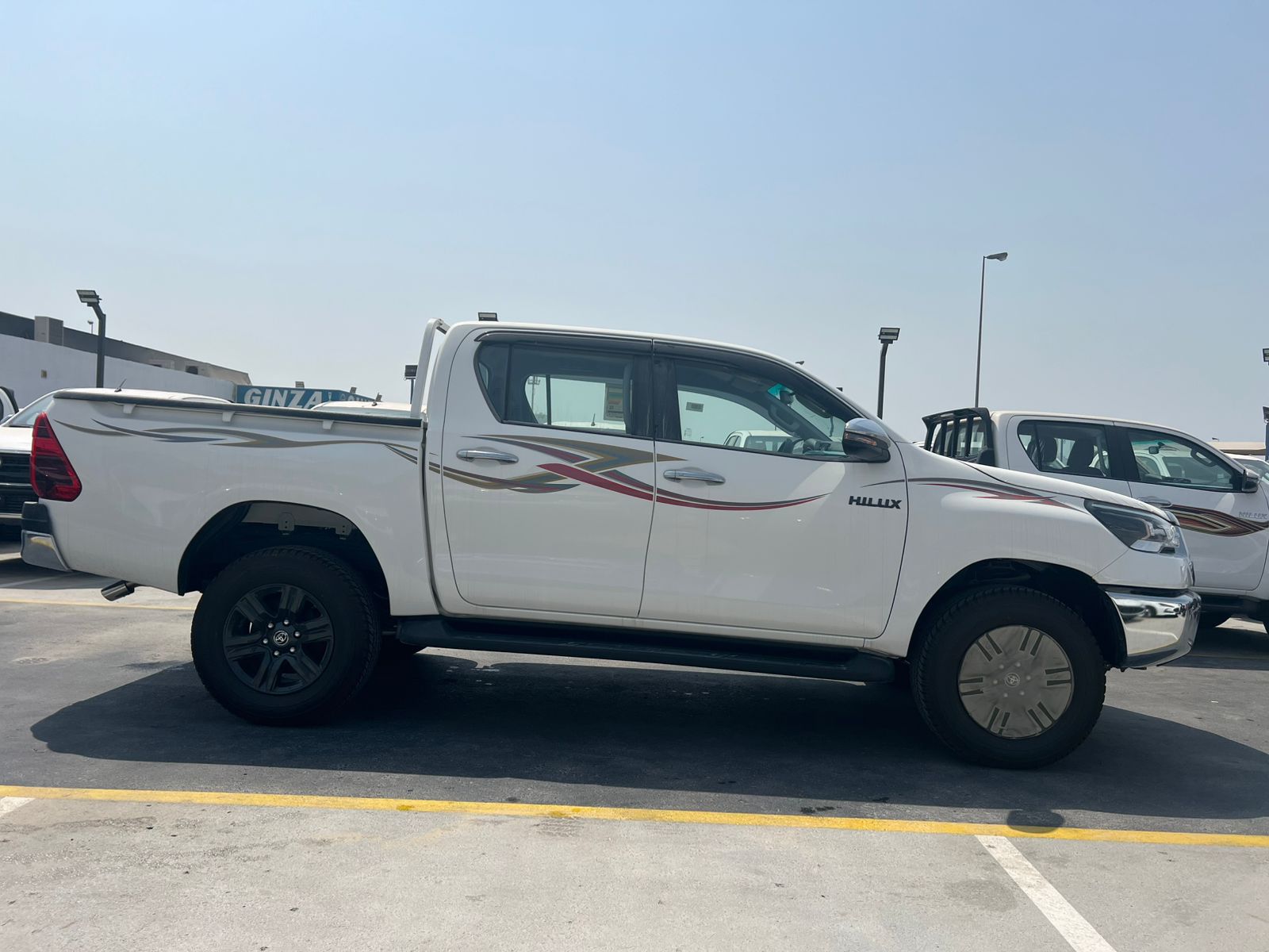 2025 Toyota Hilux SR5
