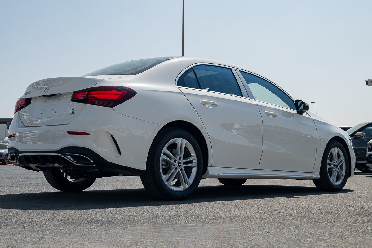Mercedes-Benz A 180L Sedan 2025
