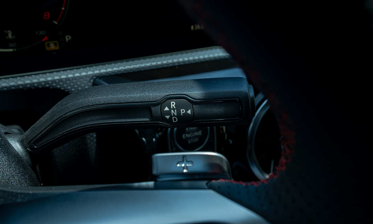 Mercedes-Benz CLA 200 2025 White