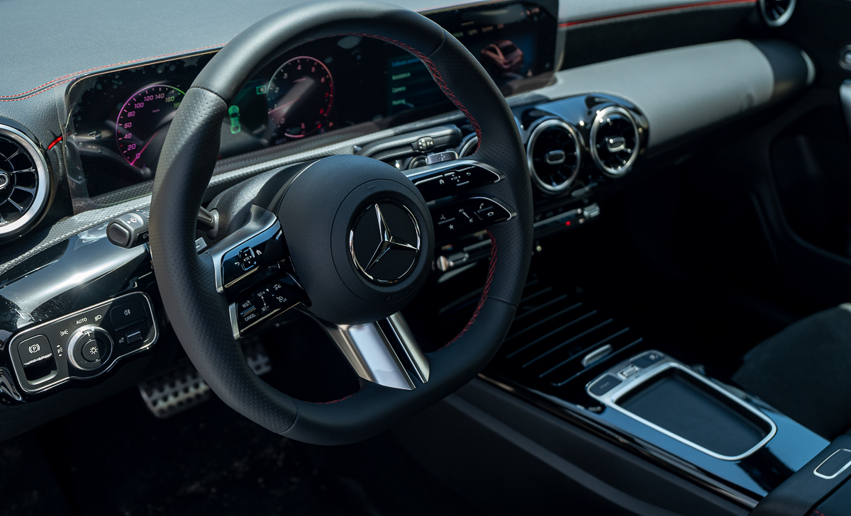 Mercedes-Benz CLA 200 2025 Gray