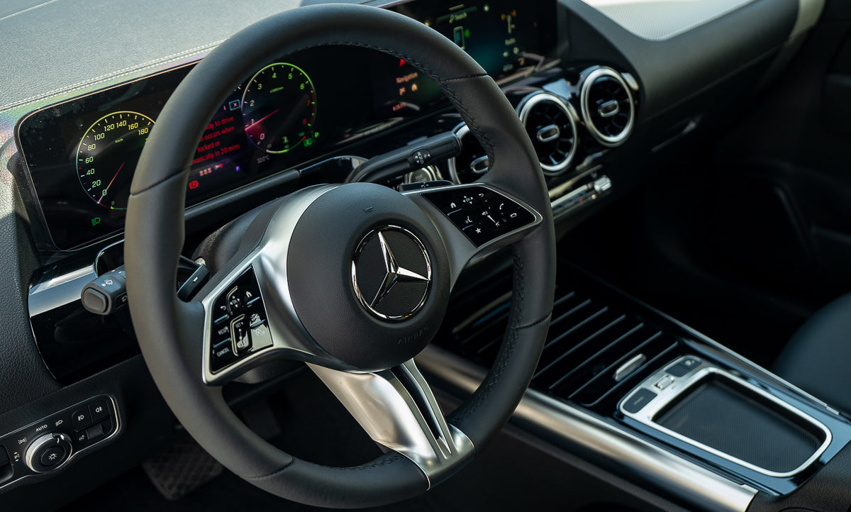 Mercedes-Benz GLA 200 2024 Grey