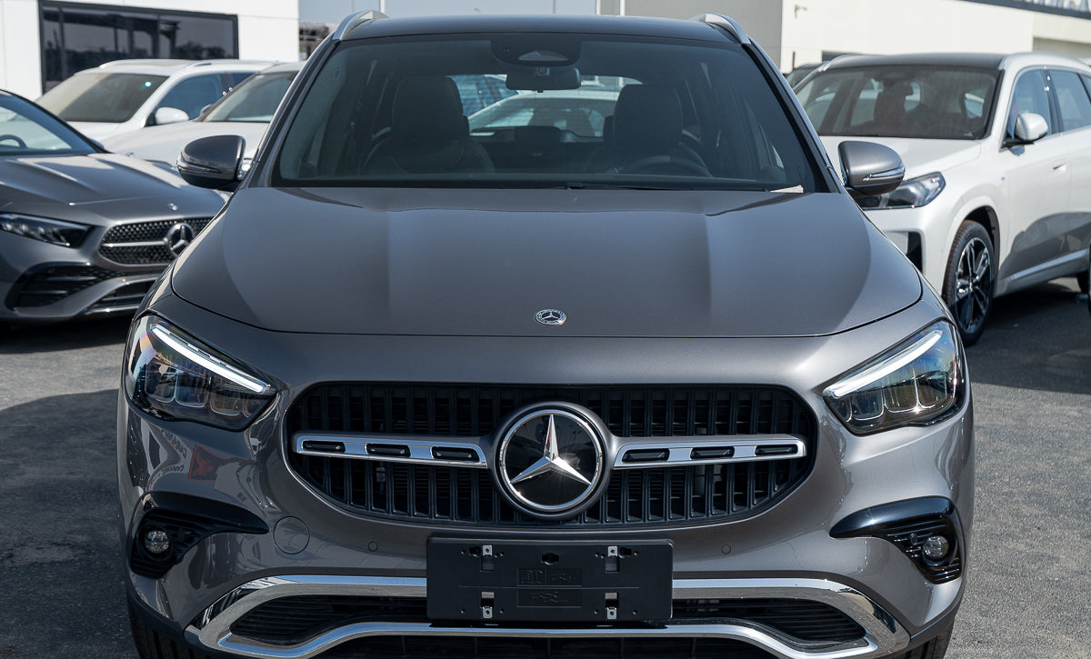 Mercedes-Benz GLA 200 2024 Grey