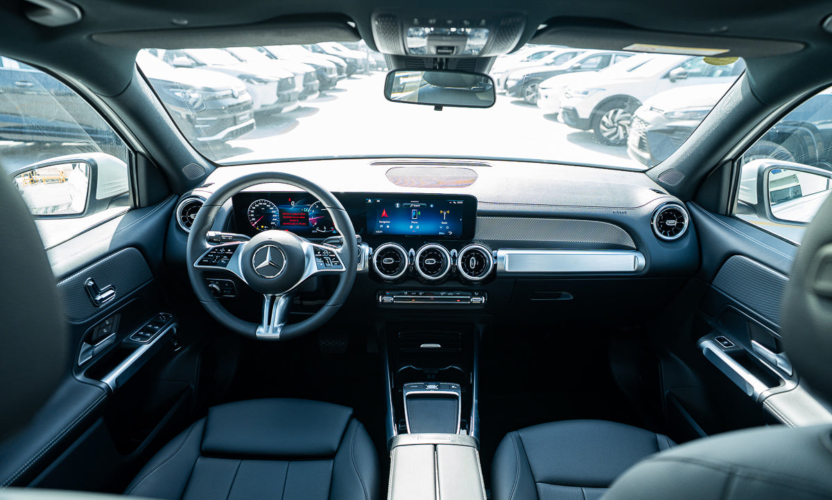 Mercedes-Benz GLB 200 2025 White