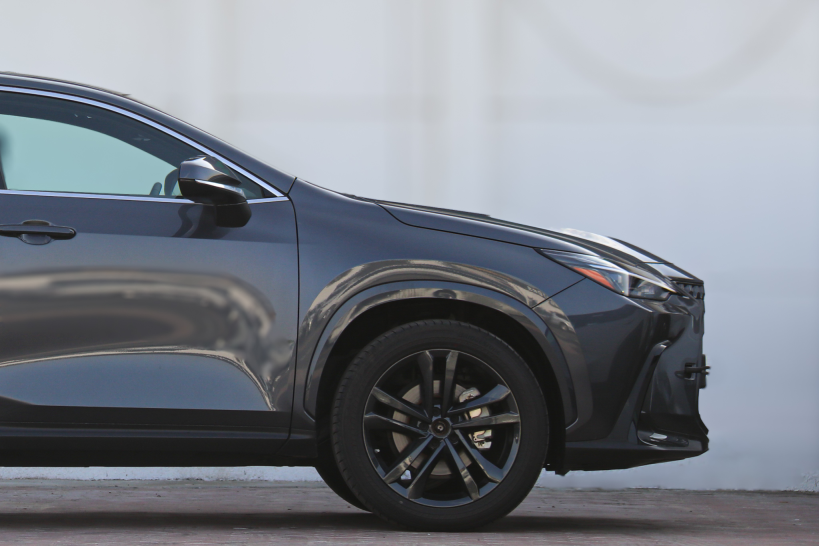 Lexus NX350 Hybrid 2025 Sonic Chrome Black