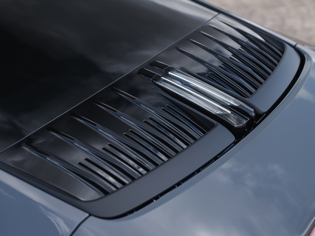 2025 Porsche 911 Carrera GTS