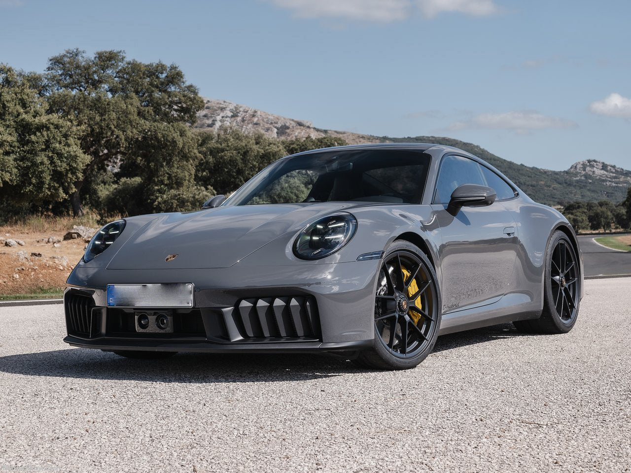 2025 Porsche 911 Carrera GTS