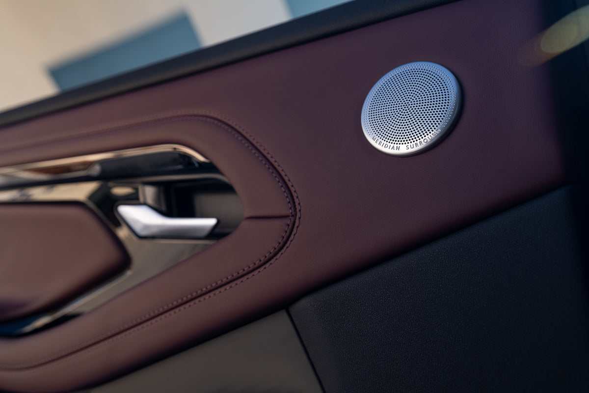 Range Rover Evoque Luxury Edition 2024 Silver Gray