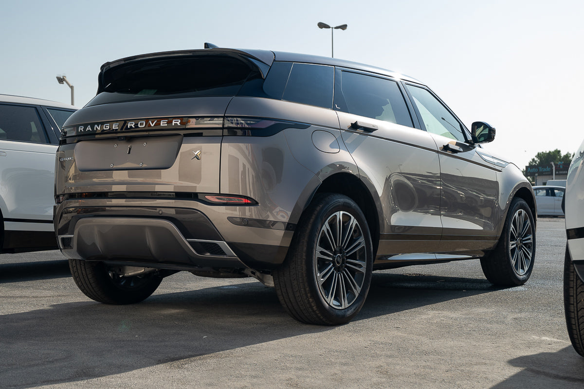 Range Rover Evoque Luxury Edition 2024 Silver Gray