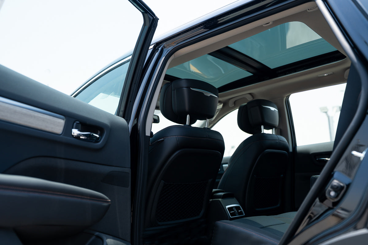 Renault Koleos 2025 in black