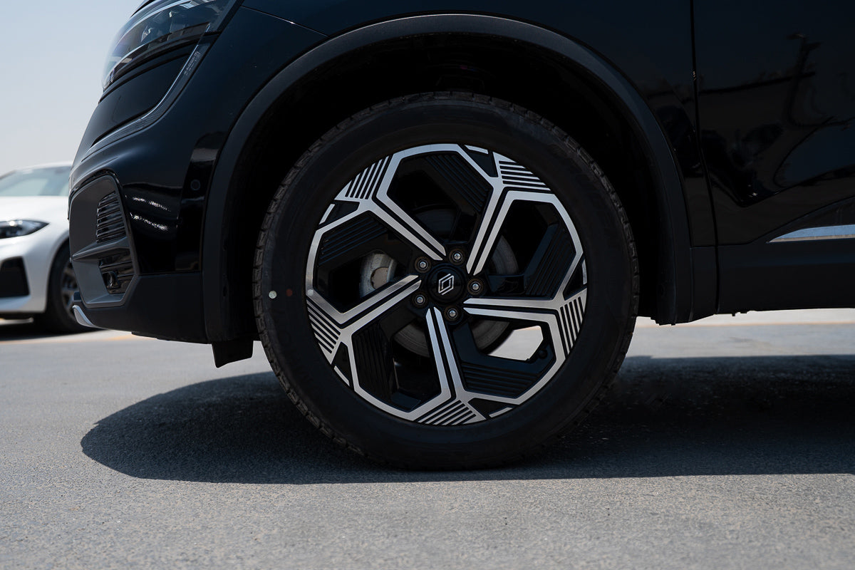 Renault Koleos 2025 in black